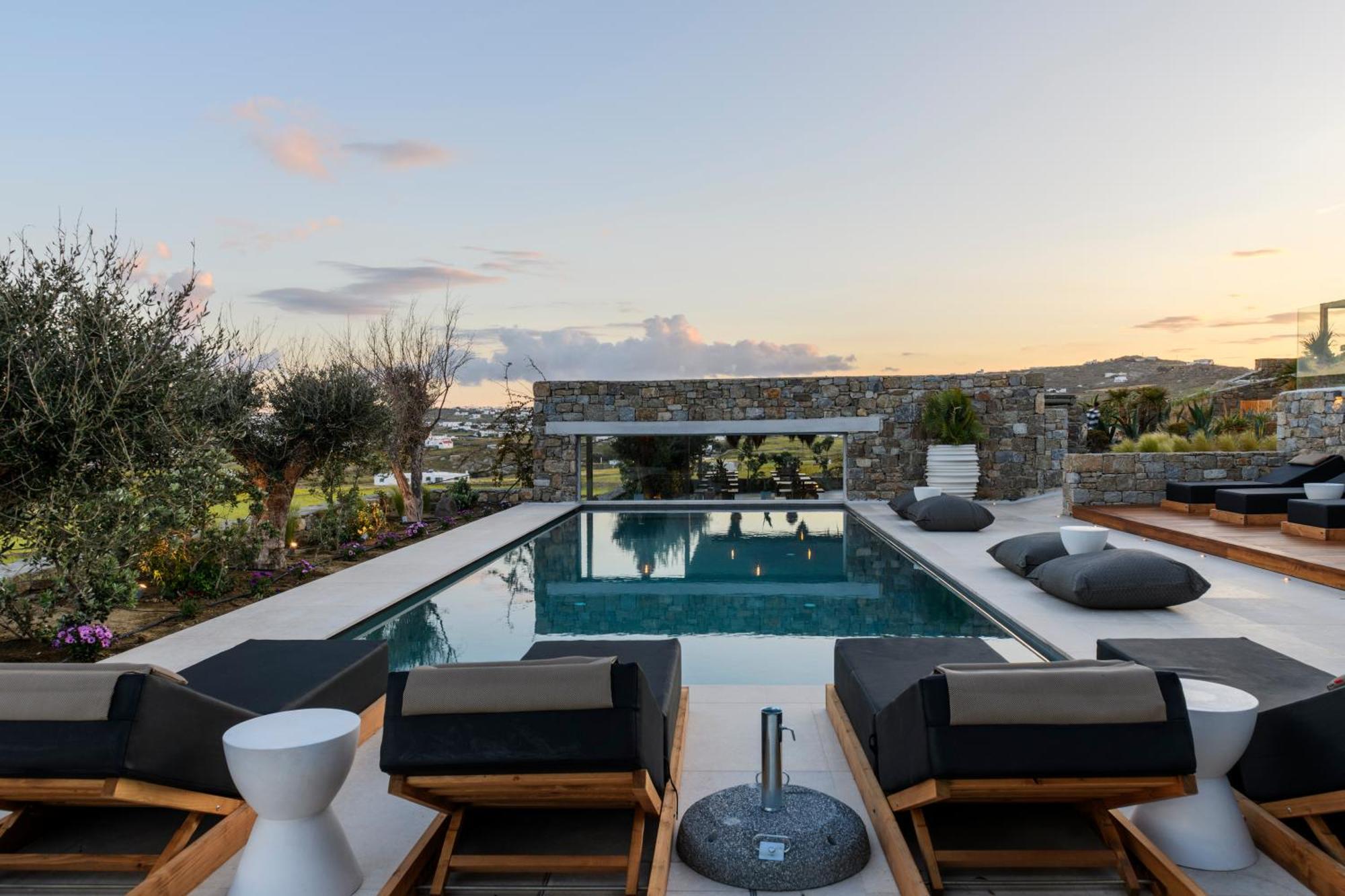 Nasta Suites & Villas Intentional Living Mykonos Mykonos Town エクステリア 写真